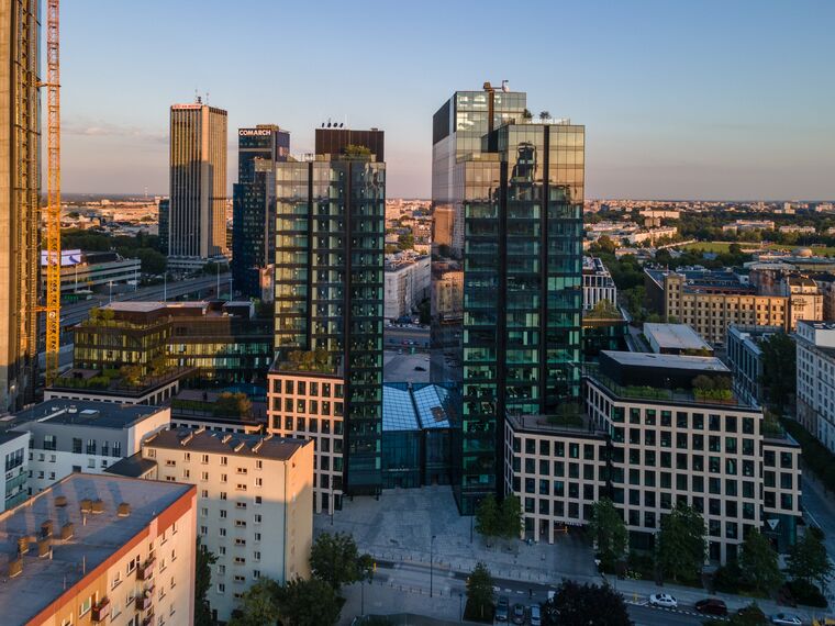 Okna aluminiowe w wysokich budynkach