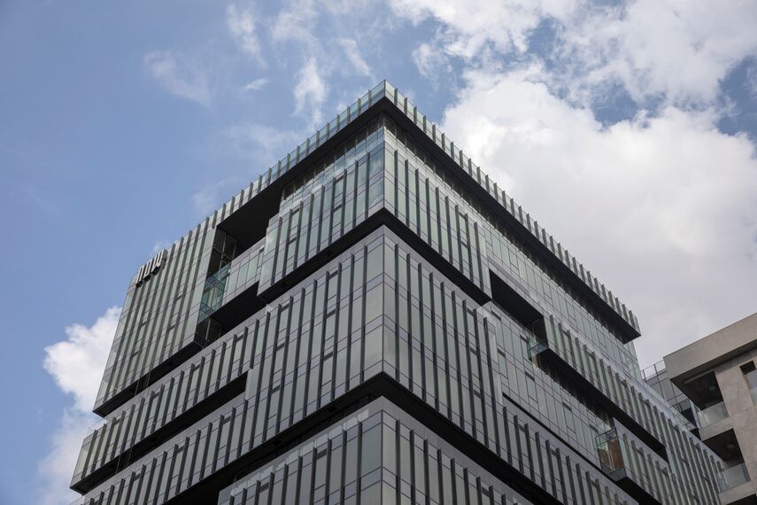 ConceptWall 60 Ściany osłonowe aluminiowe, HiFinity Drzwi przesuwne aluminiowe oraz ConceptSystem 68 Drzwi aluminiowe - Apartmentcompleks Now Bomonti zlokalizowany w Istanbul, Turcja