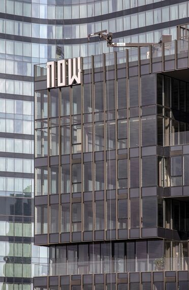 ConceptWall 60 Ściany osłonowe aluminiowe, HiFinity Drzwi przesuwne aluminiowe oraz ConceptSystem 68 Drzwi aluminiowe - Apartmentcompleks Now Bomonti zlokalizowany w Istanbul, Turcja