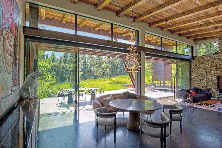 ConceptSystem 77 Okna aluminiowe, ConceptSystem 77 Drzwi aluminiowe, HiFinity Drzwi przesuwne aluminiowe oraz Purity Klamki aluminiowe - Rezydencja Flying Star zlokalizowany w Bridger Canyon, Stany Zjednoczone Ameryki Północnej