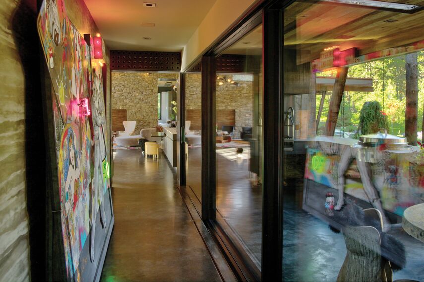 ConceptSystem 77 Okna aluminiowe, ConceptSystem 77 Drzwi aluminiowe, HiFinity Drzwi przesuwne aluminiowe oraz Purity Klamki aluminiowe - Rezydencja Flying Star zlokalizowany w Bridger Canyon, Stany Zjednoczone Ameryki Północnej