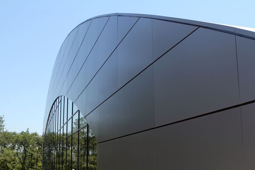 ConceptWall 50 Ściany osłonowe aluminiowe - Sports centre Sports Centre SOK Kamchia zlokalizowany w Varna, Bulgarije