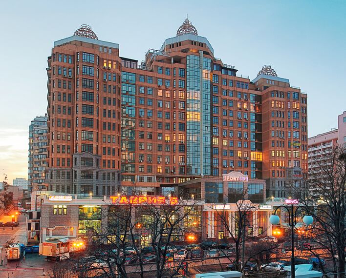 ConceptWall 50 Ściany osłonowe aluminiowe - Apartmentcompleks Korona Novoj Arkadii zlokalizowany w Odessa, Ukraina