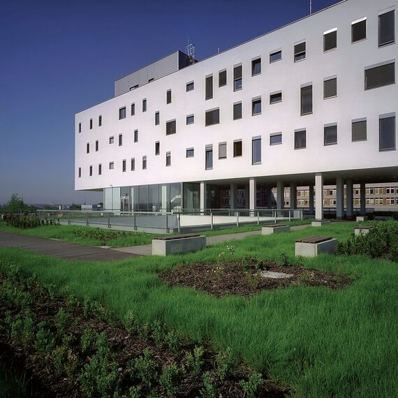 ConceptWall 50 Ściany osłonowe aluminiowe - Plzeň University Hospital zlokalizowany w Pilsen, Czechy