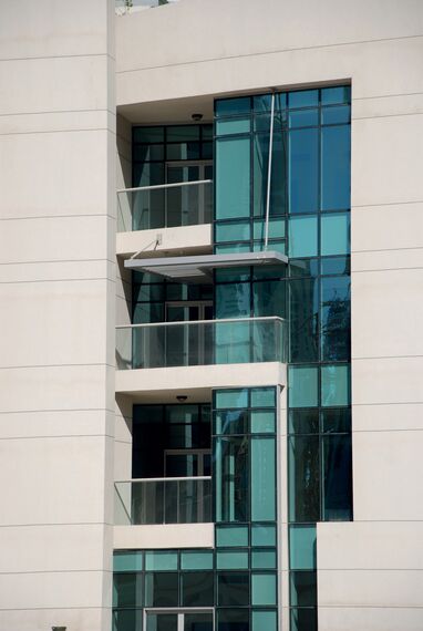 ConceptWall 50 Ściany osłonowe aluminiowe - Apartmentcompleks Bayside Residence zlokalizowany w Dubai, Zjednoczone Emiraty Arabskie