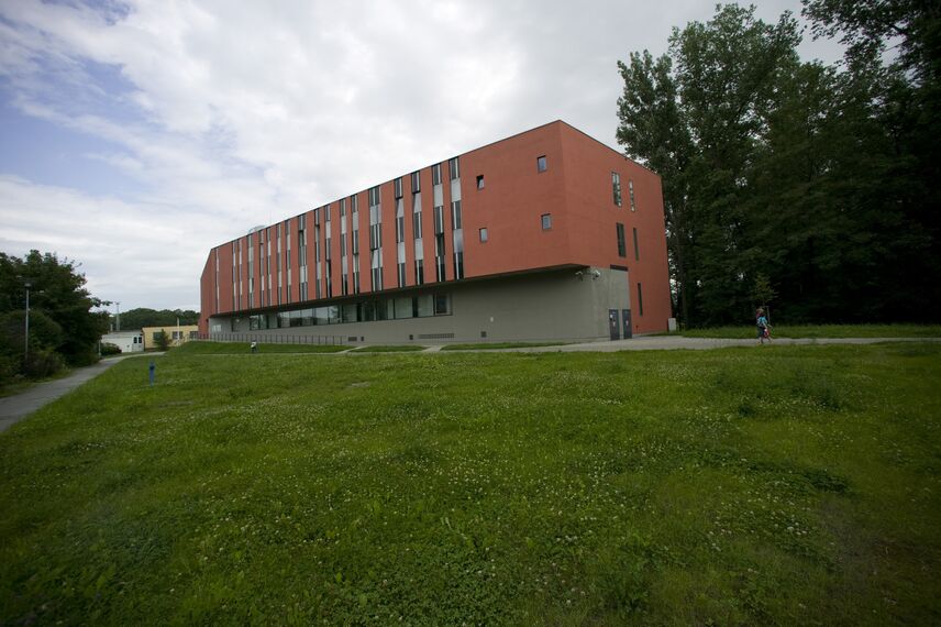 ConceptWall 50 Ściany osłonowe aluminiowe - Office building Urad Prace zlokalizowany w Frydek-Mistek, Czechy