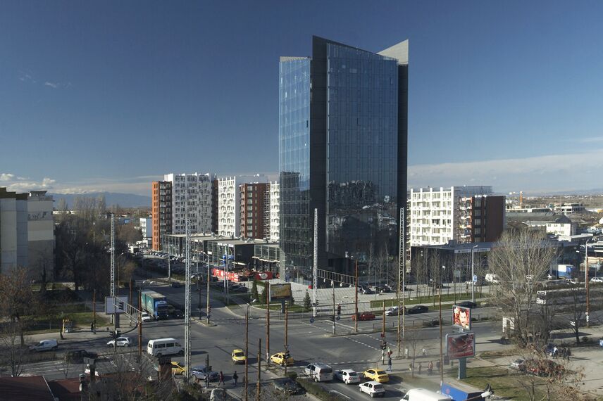 ConceptWall 50 Ściany osłonowe aluminiowe - Office building Royal City zlokalizowany w Plovdiv, Bulgarije
