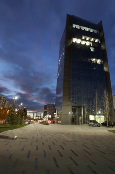 ConceptWall 50 Ściany osłonowe aluminiowe - Office building Royal City zlokalizowany w Plovdiv, Bulgarije