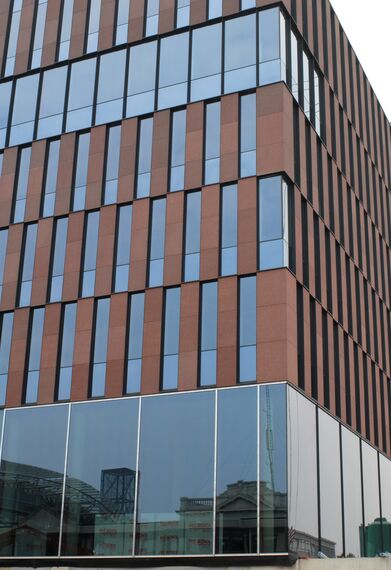 ConceptWall 60 Ściany osłonowe aluminiowe - Office building Tiensevest Office Complex zlokalizowany w Leuven, België