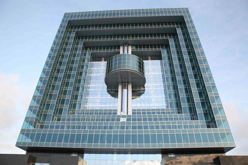 ConceptSystem 77 Drzwi aluminiowe, ConceptWall 86 Ściany osłonowe aluminiowe, ConceptSystem 77 Okna aluminiowe oraz ConceptWall 50 Ściany osłonowe aluminiowe - Avilon Plaza zlokalizowany w Moscow, Rosja