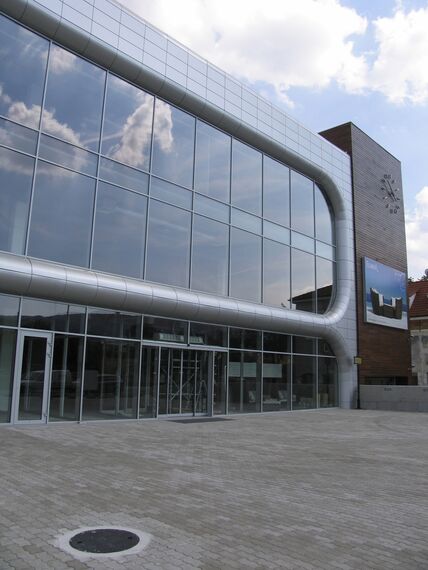 ConceptWall 50 Ściany osłonowe aluminiowe - Shopping center Light Park zlokalizowany w Bratislava, Republika Słowacka