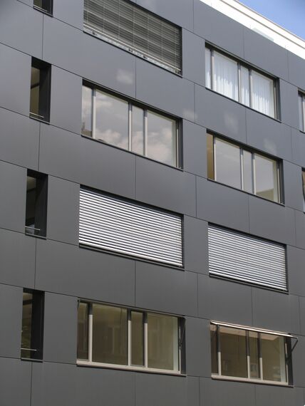 ConceptWall 50 Ściany osłonowe aluminiowe - Multifunctional Building Moskovska zlokalizowany w Bratislava, Republika Słowacka