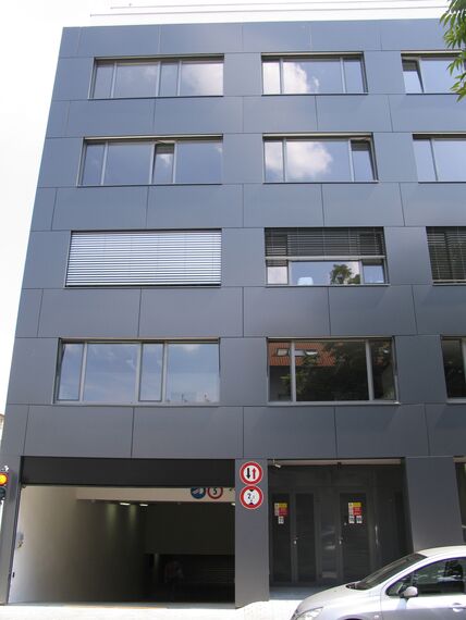 ConceptWall 50 Ściany osłonowe aluminiowe - Multifunctional Building Moskovska zlokalizowany w Bratislava, Republika Słowacka