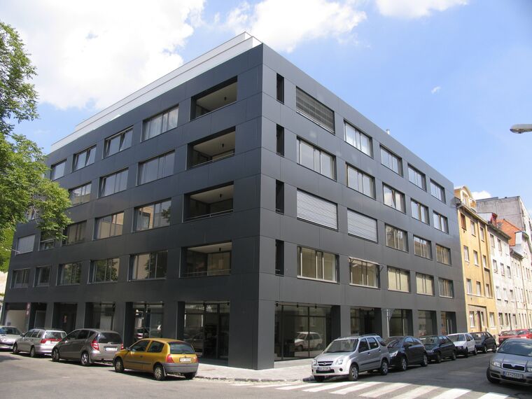 ConceptWall 50 Ściany osłonowe aluminiowe - Multifunctional Building Moskovska zlokalizowany w Bratislava, Republika Słowacka