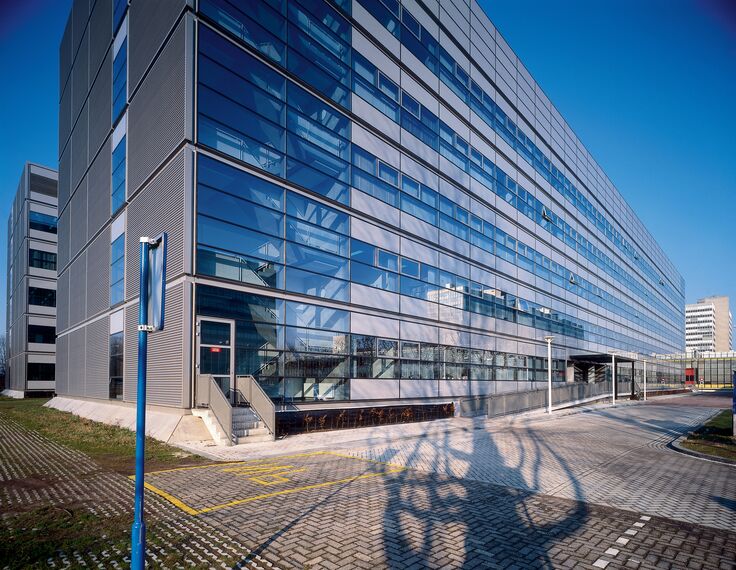 ConceptWall 60 Ściany osłonowe aluminiowe - Technical University Eindhoven zlokalizowany w Eindhoven, Holandia