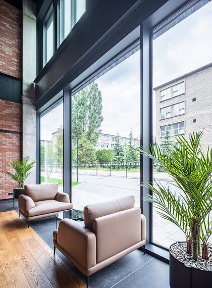 ConceptWall 50 Ściany osłonowe aluminiowe, MasterLine 8 OKNA, CW 50-HI Ściany osłonowe aluminiowe, CW 50-SC Ściany osłonowe aluminiowe, MasterLine 8 HI OKNA oraz MasterLine 8 Hidden Vent OKNA - X20 zlokalizowany w Warsaw, Polska