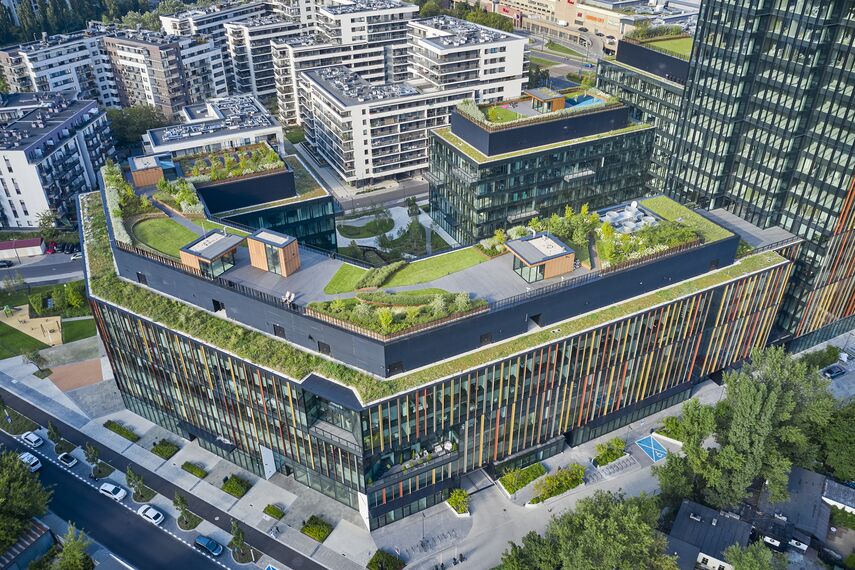 ConceptWall 50 Ściany osłonowe aluminiowe, MasterLine 8 OKNA, MasterLine 8 Drzwi, CW 50-HI Ściany osłonowe aluminiowe oraz CW 50-SC Ściany osłonowe aluminiowe - Forest zlokalizowany w Warsaw, Polska