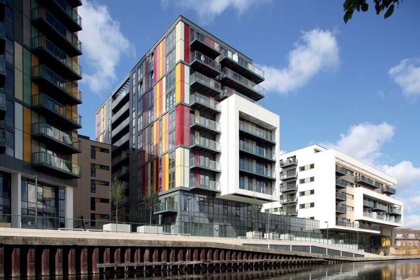 ConceptWall 50 Ściany osłonowe aluminiowe - Apartmentcompleks Matchmakers Wharf zlokalizowany w Stratford, Zjednoczone Królestwo