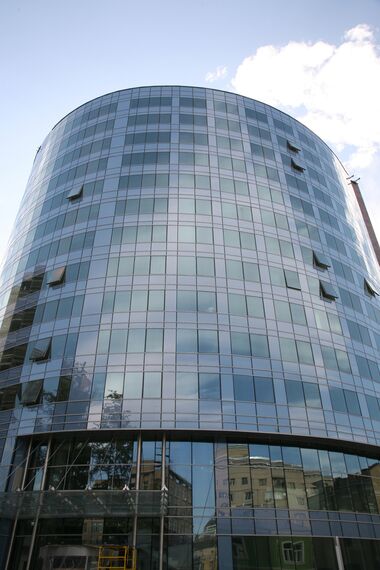 ConceptWall 50 Ściany osłonowe aluminiowe - Office building Vivaldi Plaza zlokalizowany w Moscow, Rosja