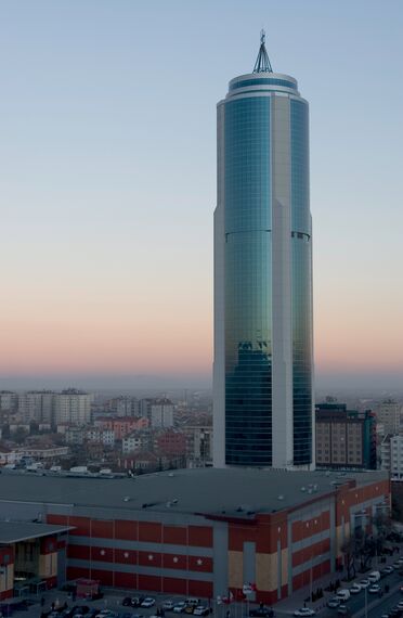 ConceptWall 50 Ściany osłonowe aluminiowe - Office building Konya Selcuklu Tower zlokalizowany w Konya, Turcja