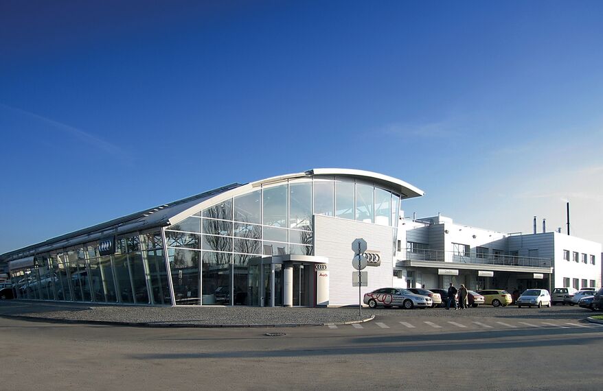 ConceptWall 50 Ściany osłonowe aluminiowe - Car Center Audi (Dnepropetrovsk) zlokalizowany w Dnepropetrovsk, Ukraina