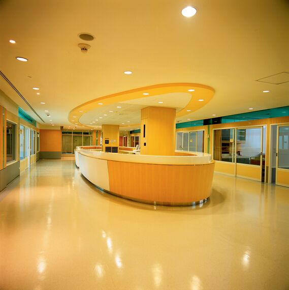ConceptWall 50 Ściany osłonowe aluminiowe - Samitivej Sukhumvit Hospital zlokalizowany w Bangkok, Tajlandia