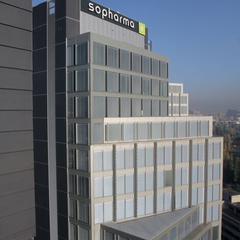 CW 86 Standard Ściany osłonowe aluminiowe, CS 86-HI (c) Systemy anulowane oraz CW 86-EF Ściany osłonowe aluminiowe - Sopharma Litex Business Towers zlokalizowany w Sofia, Bulgarije