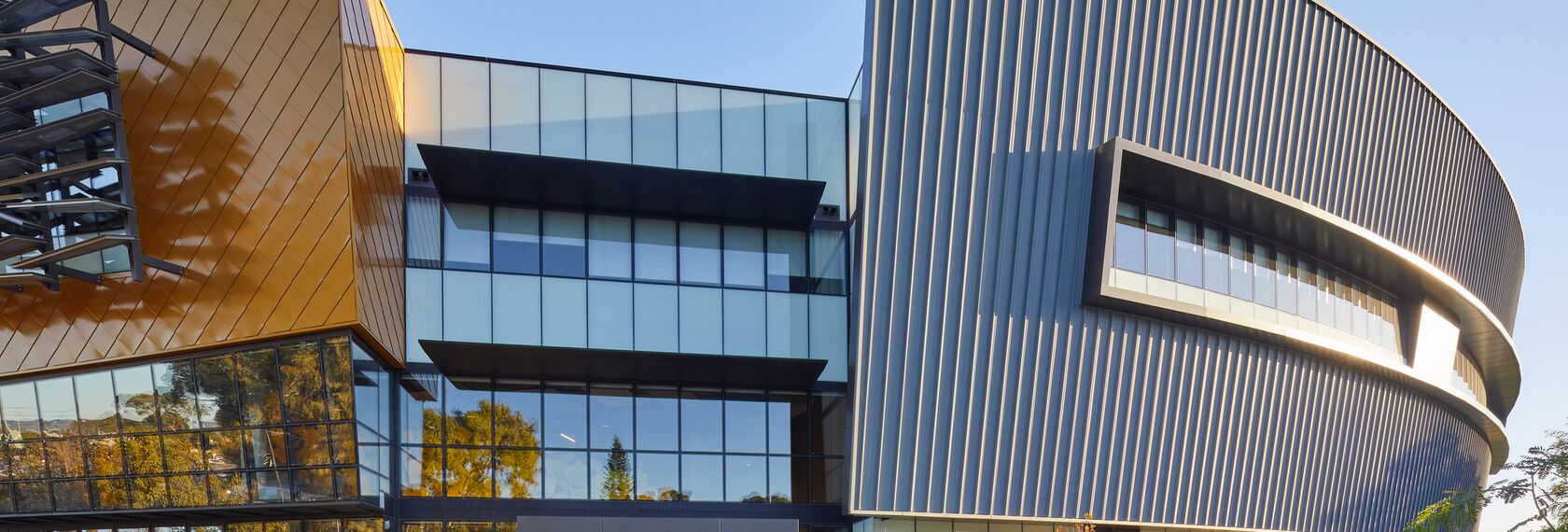 CW 60-SC Ściany osłonowe aluminiowe - Community centre Belmont Hub zlokalizowany w Perth, Australia