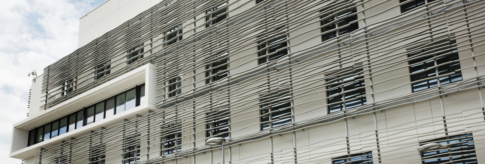 ConceptSystem 77 Okna aluminiowe, BriseSoleil 100 Osłony przeciwsłoneczne oraz CS 77 Fire Proof Okna aluminiowe - AZ Sint Maarten zlokalizowany w Mechelen, België