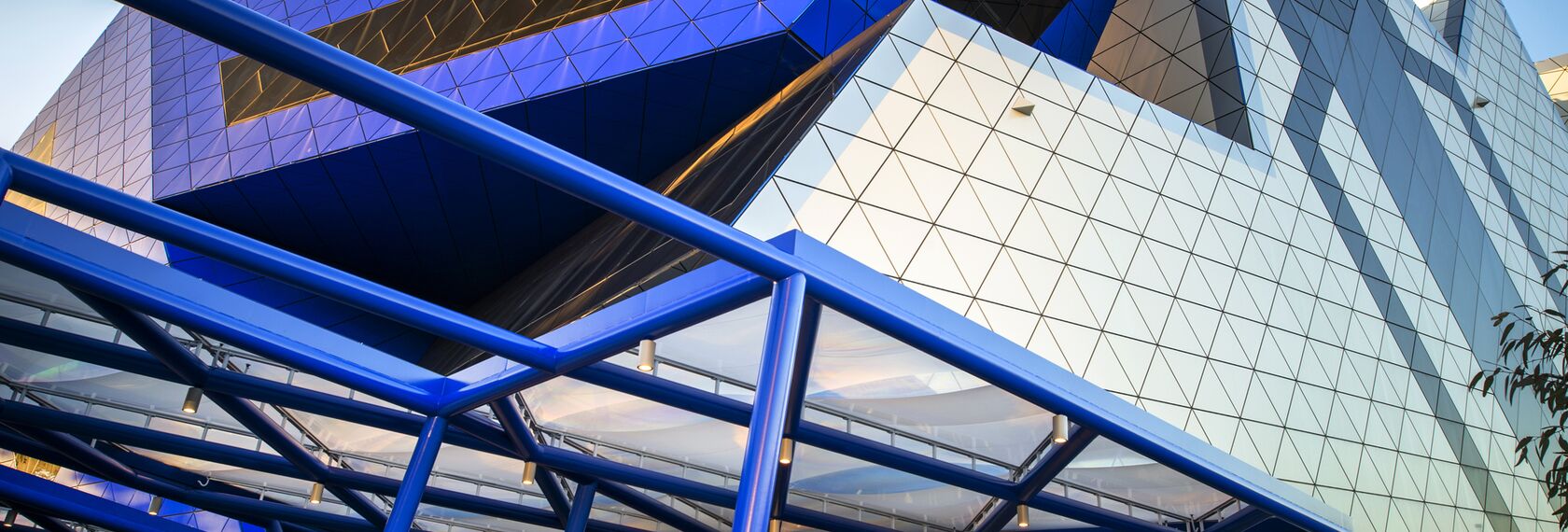 CW 50-SC Ściany osłonowe aluminiowe - Entertainment Perth Arena zlokalizowany w Perth, Australia