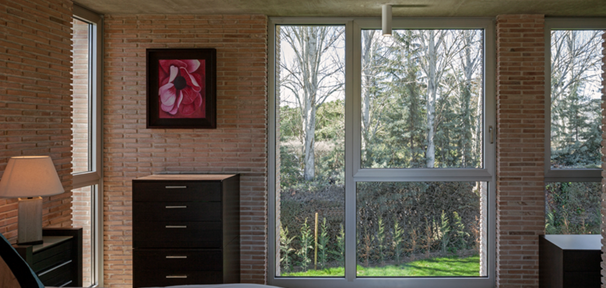 Program „Czyste Powietrze” – dotacja na wymianę okien i drzwi w domu