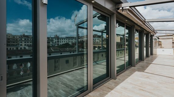 SlimLine 38 Okna aluminiowe oraz ConceptSystem 77 Okna aluminiowe - Office building Biura w Rzymie zlokalizowany w Rome, Włochy