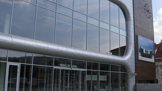 ConceptWall 50 Ściany osłonowe aluminiowe - Shopping center Light Park zlokalizowany w Bratislava, Republika Słowacka