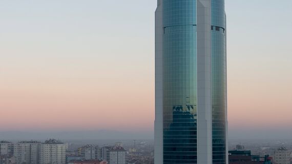 ConceptWall 50 Ściany osłonowe aluminiowe - Office building Konya Selcuklu Tower zlokalizowany w Konya, Turcja