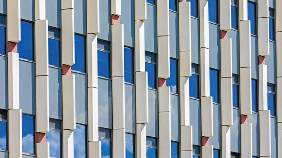 ConceptWall 50 Ściany osłonowe aluminiowe oraz CW 50-FP Ściany osłonowe aluminiowe - Centrum Nauk Przyrodniczych Uniwersytetu Wileńskiego zlokalizowany w Vilnius, Litwa