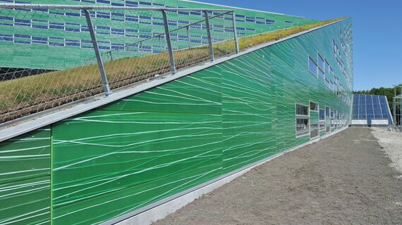 ConceptWall 50 Ściany osłonowe aluminiowe, EcoSystem 50 Okna aluminiowe oraz EcoSystem 50 Drzwi aluminiowe - College/University Centre for Life Sciences zlokalizowany w Groningen, Holandia