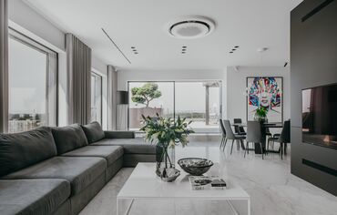 SlimLine 38 Okna aluminiowe oraz HiFinity Drzwi przesuwne aluminiowe - Residental/Project Apartament Hi-Finity na Śląsku zlokalizowany w Silesia, Polska